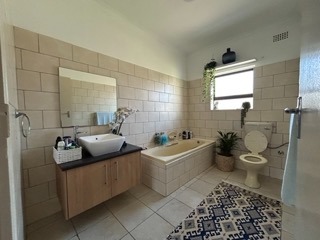 To Let 3 Bedroom Property for Rent in Table View Western Cape